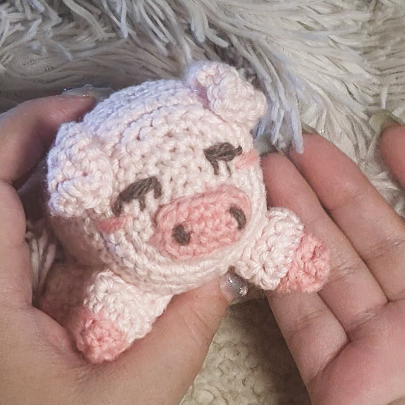 Amigurumi Sleepy Pig crochet plushie